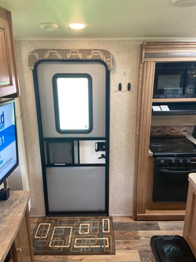 فندق Cozy Camper - Free Parking ميامي المظهر الخارجي الصورة