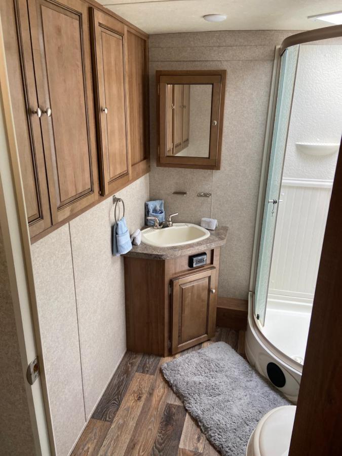 فندق Cozy Camper - Free Parking ميامي المظهر الخارجي الصورة